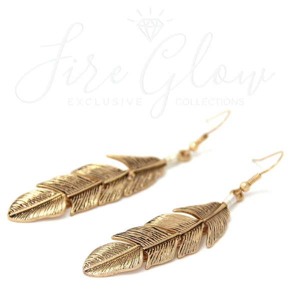 Boho Chic Gold Tone Dangling Feather Earrings - Picture 11 of 13